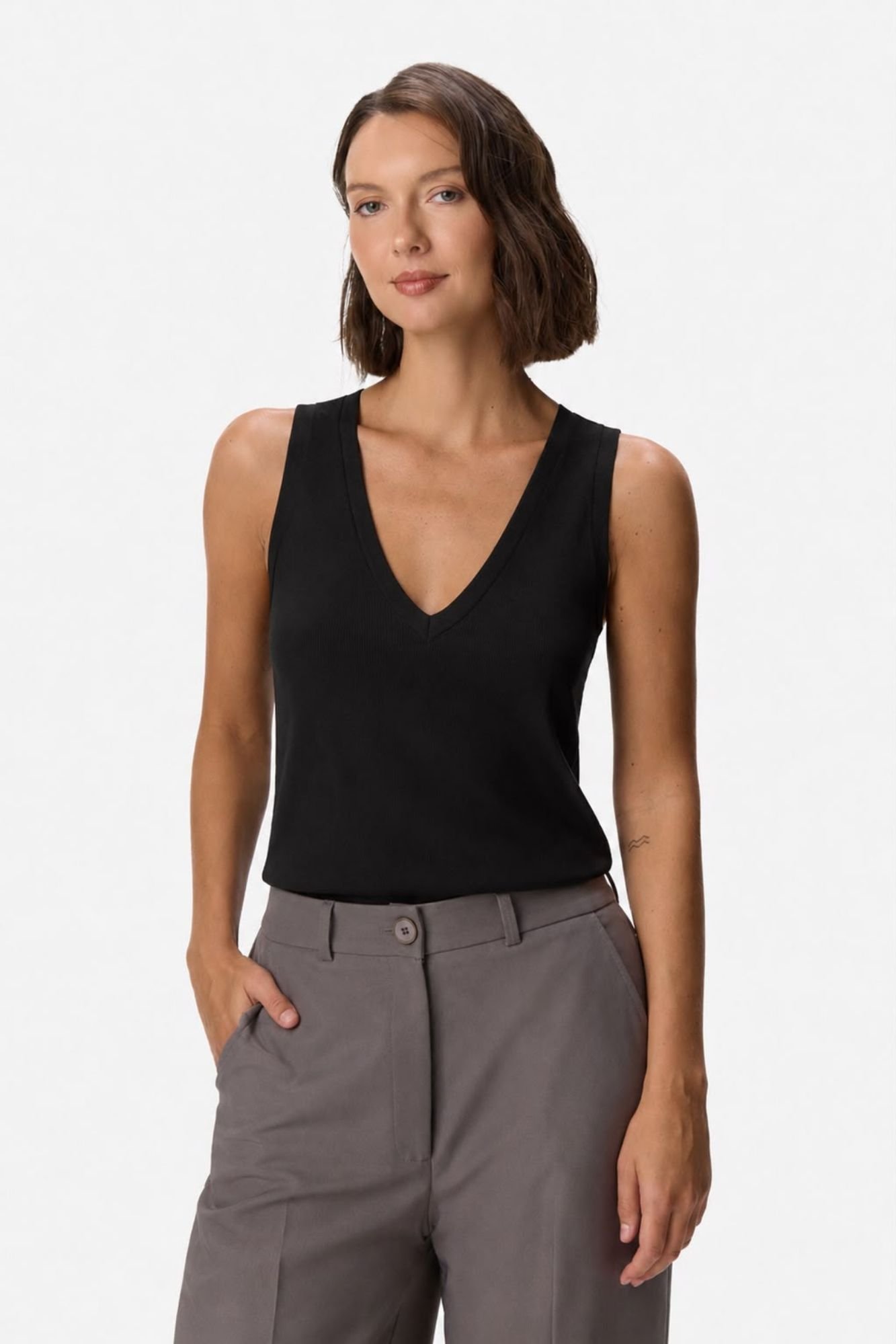 MUSCULOSA DE MORLEY ESCOTE EN V ENVIVADA - Imagen 3