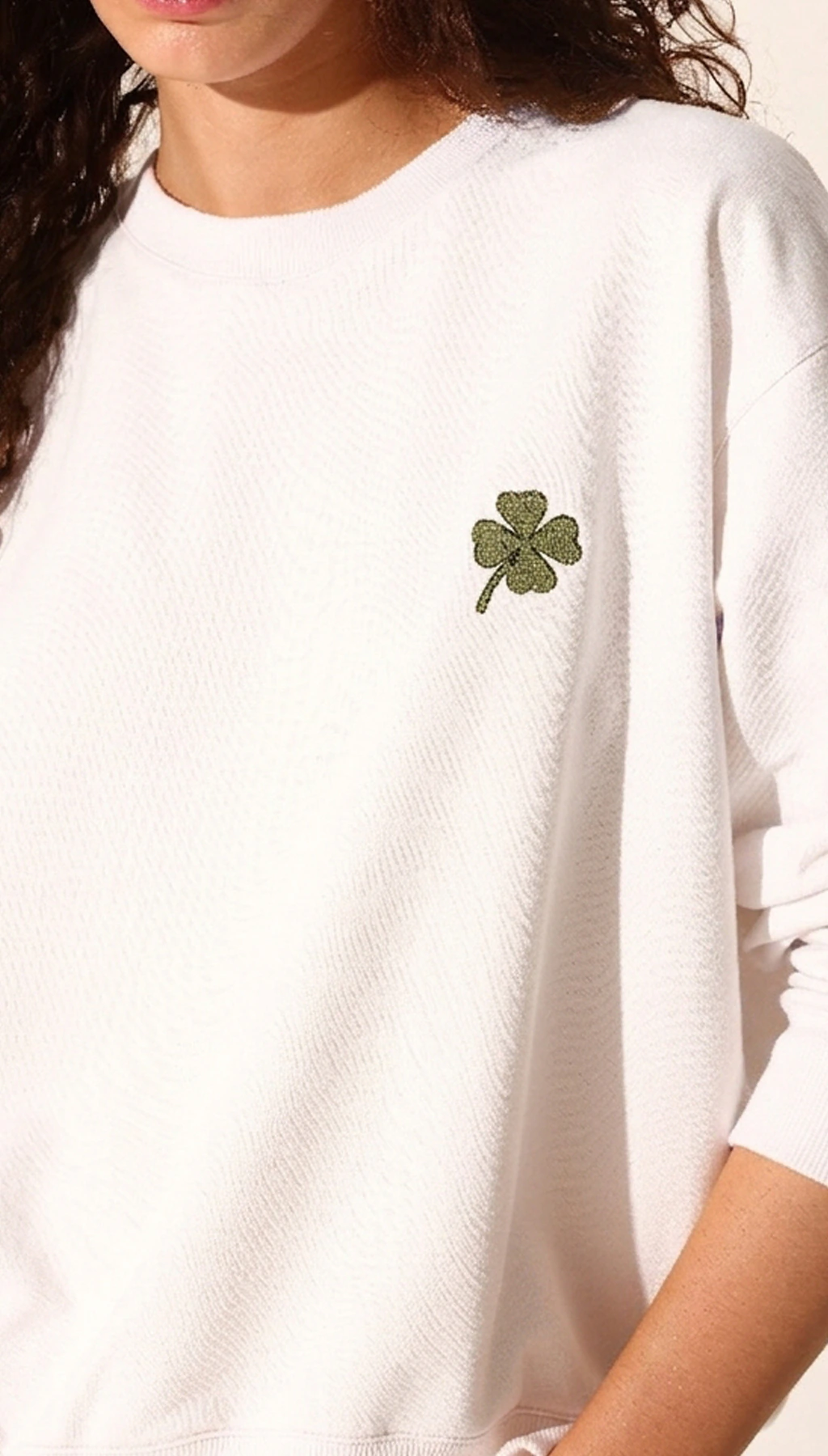 BUZO CLOVER - Imagen 4